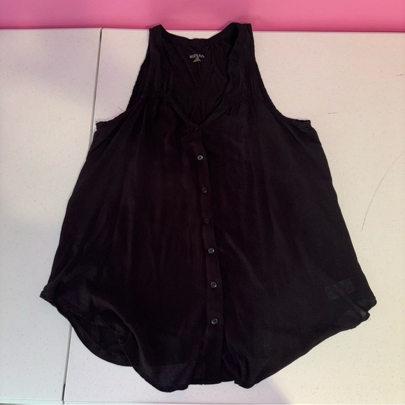 Mossimo Supply Co. Black Button-Down Tank Top - Picture 6 of 9